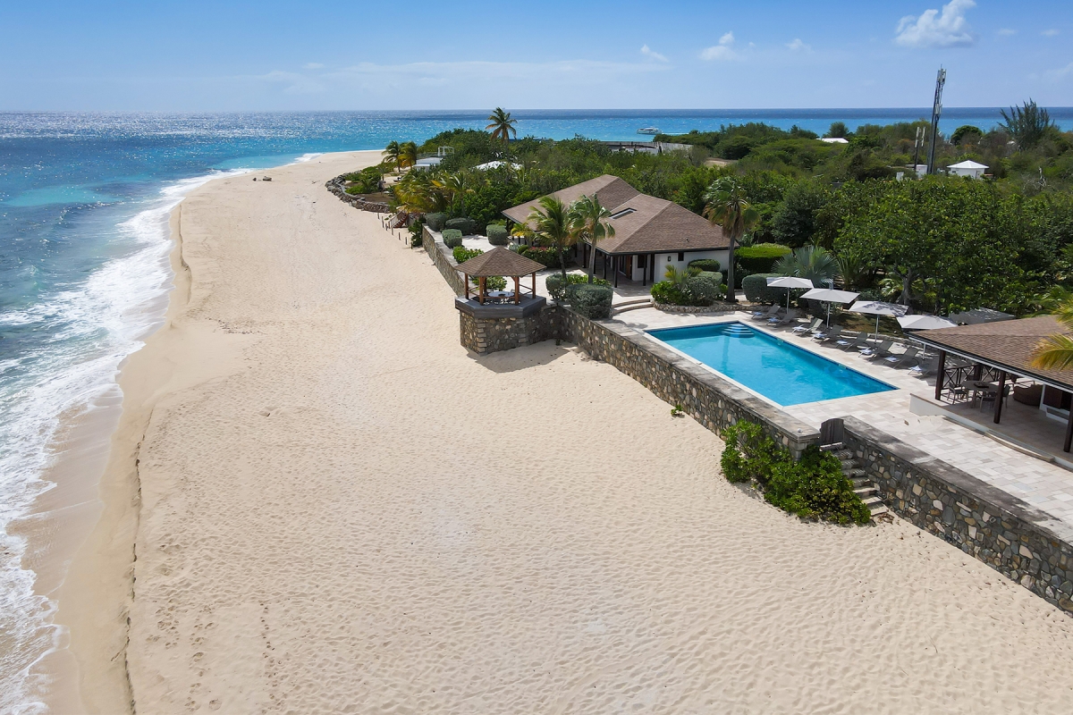 Villa Blue Beach  | Beach Front - Located in  Fabulous Baie Longue with Private Pool